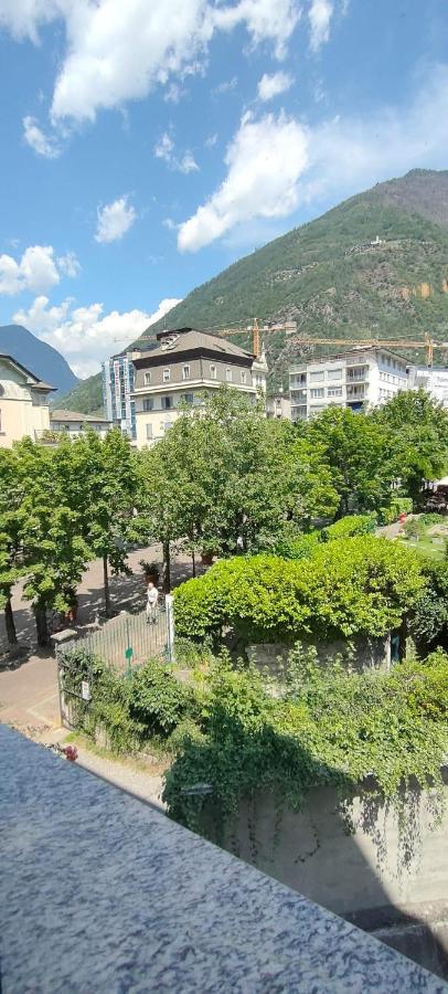 Bernina Station Center Apartment - Tirano Exterior photo