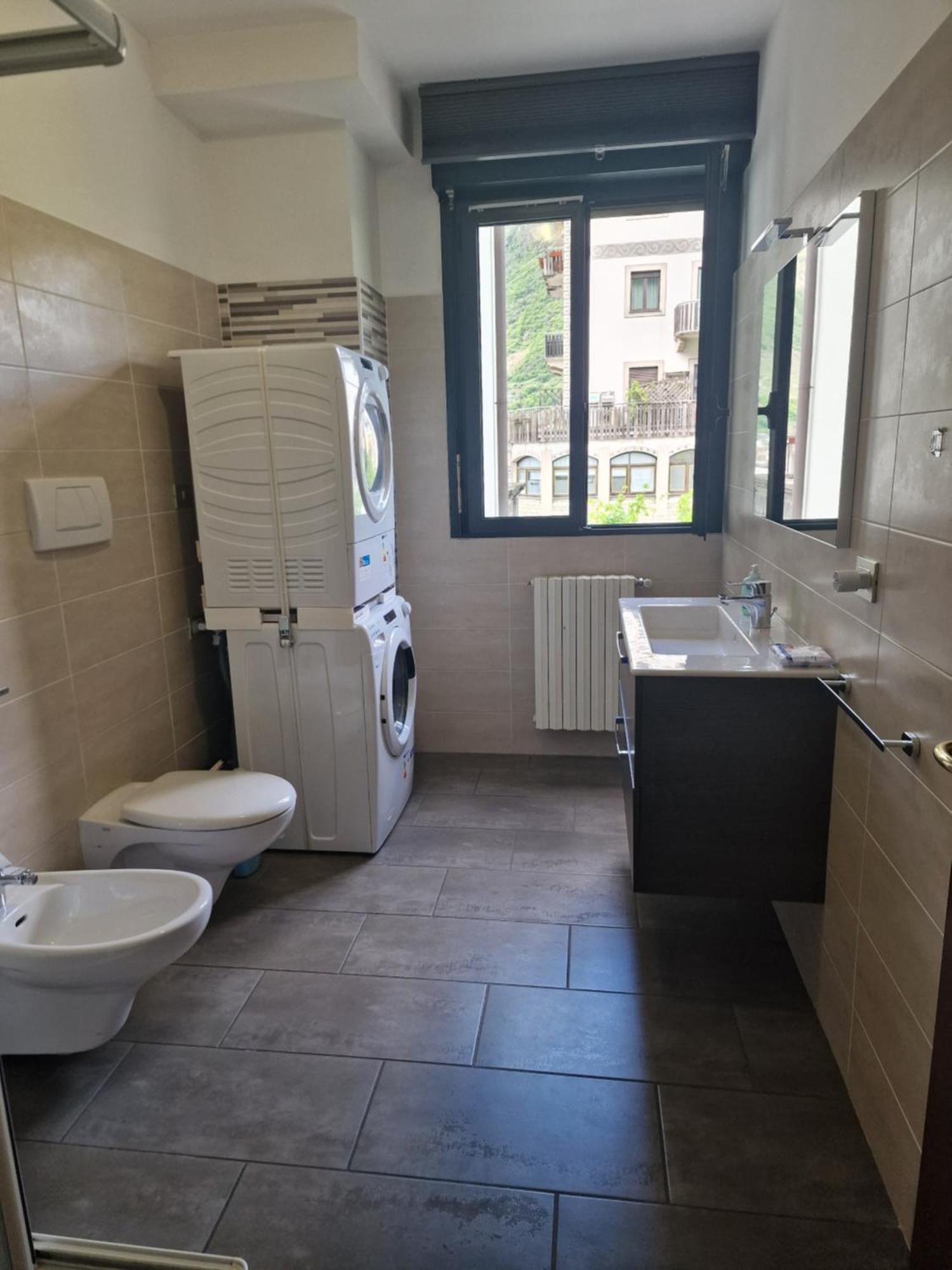 Bernina Station Center Apartment - Tirano Exterior photo